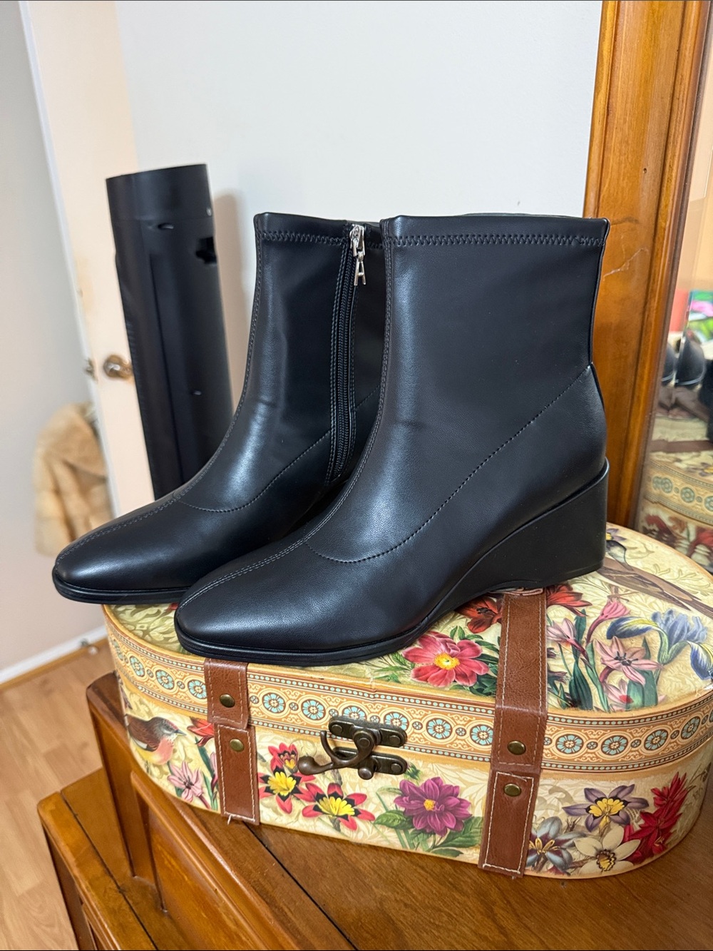 AEROSOLES Black Wedge Ankle Boots